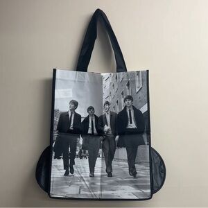 🍏🎶🆕 BEATLES REUSEABLE PACKABLE TOTE 🍏 #FML130034